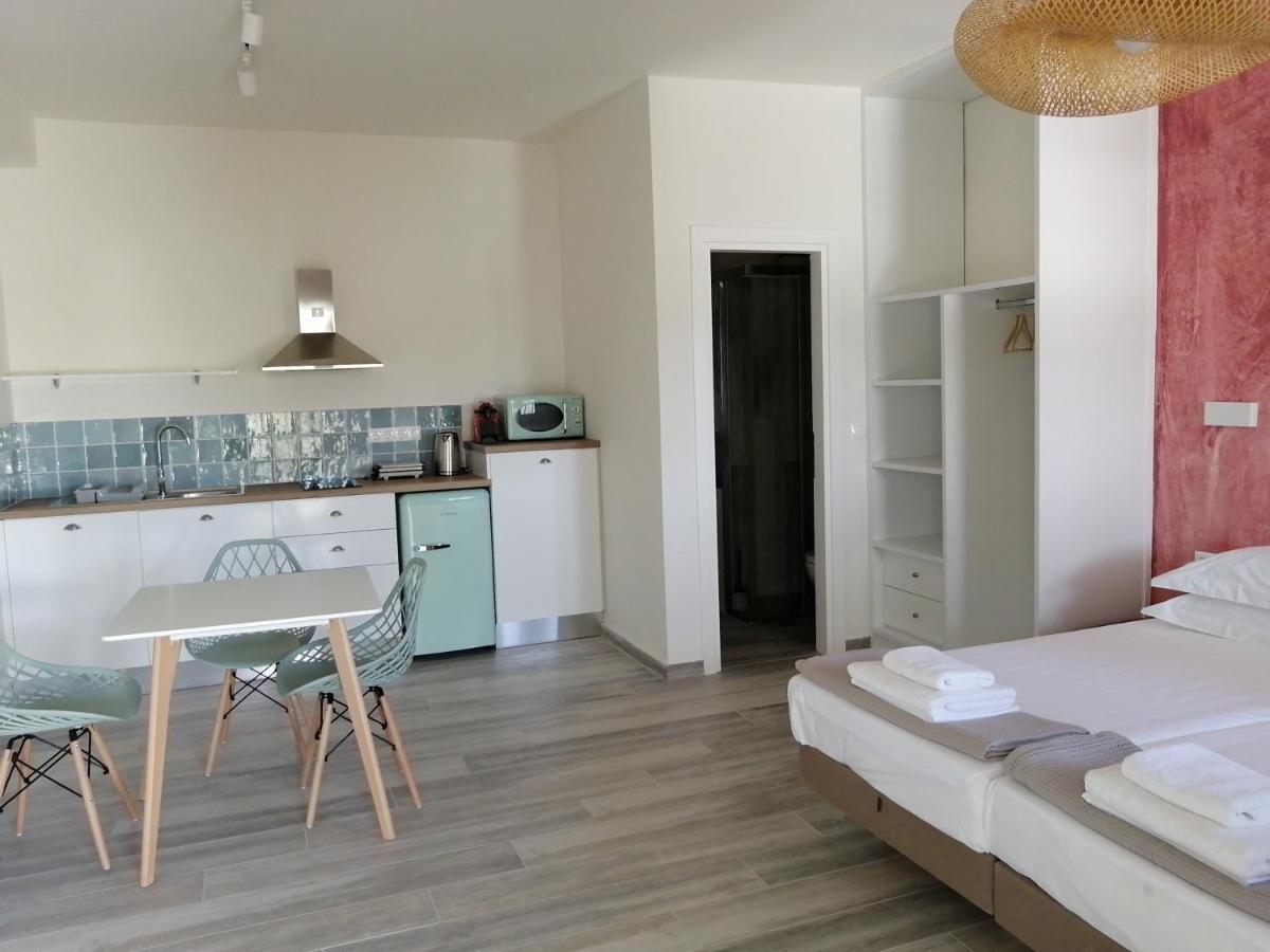 Villa Nena - Studio Suites Kalámi Exteriér fotografie